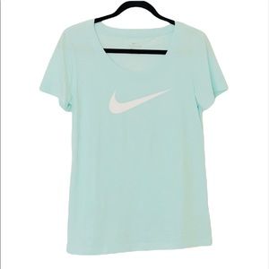 New Nike: Small Mint Green Short Sleeve Round Neck Workout Shirt